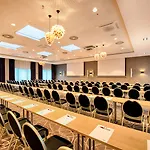 Leonardo Center 4* Wolfsburg