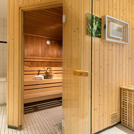 מלון Leonardo Center