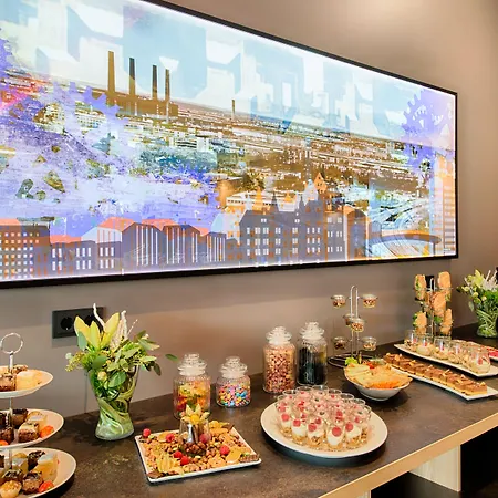 Leonardo Center 4* וולפסבורג