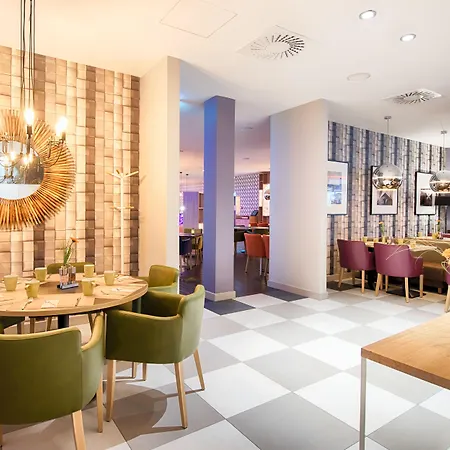 Hotel Leonardo Center