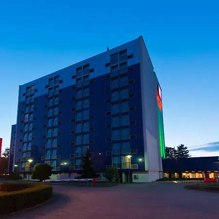 Leonardo Center 4* Wolfsburg