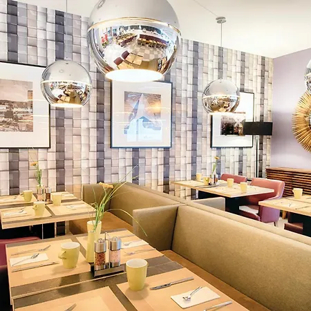 Leonardo Center Hotel