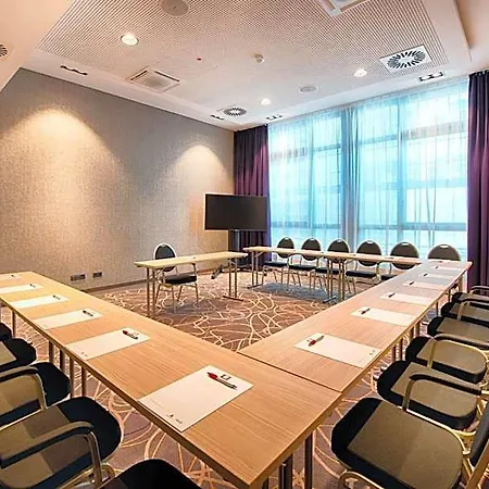 Leonardo Center Hotell