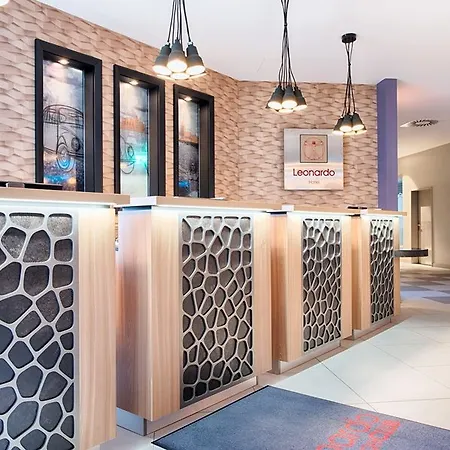 Leonardo Center Hotel