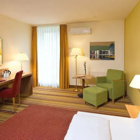 Leonardo Center 4* Wolfsburg