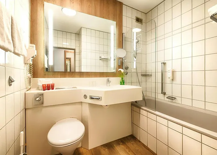 Leonardo Center Hotel Wolfsbourg