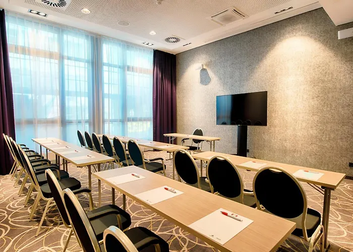 Leonardo Center Hotel Wolfsbourg